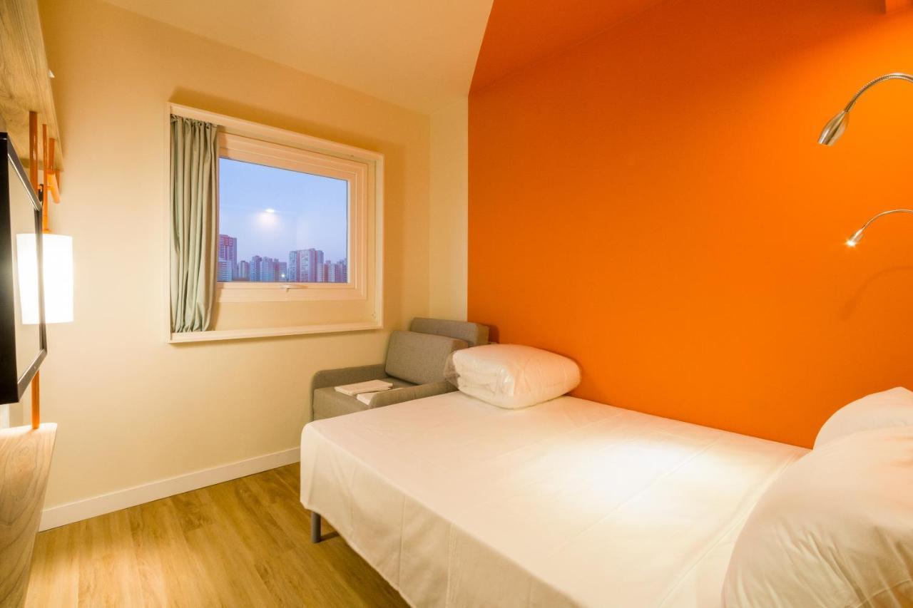 Ibis Budget Ribeirao Preto Vila Do Golf Exteriör bild